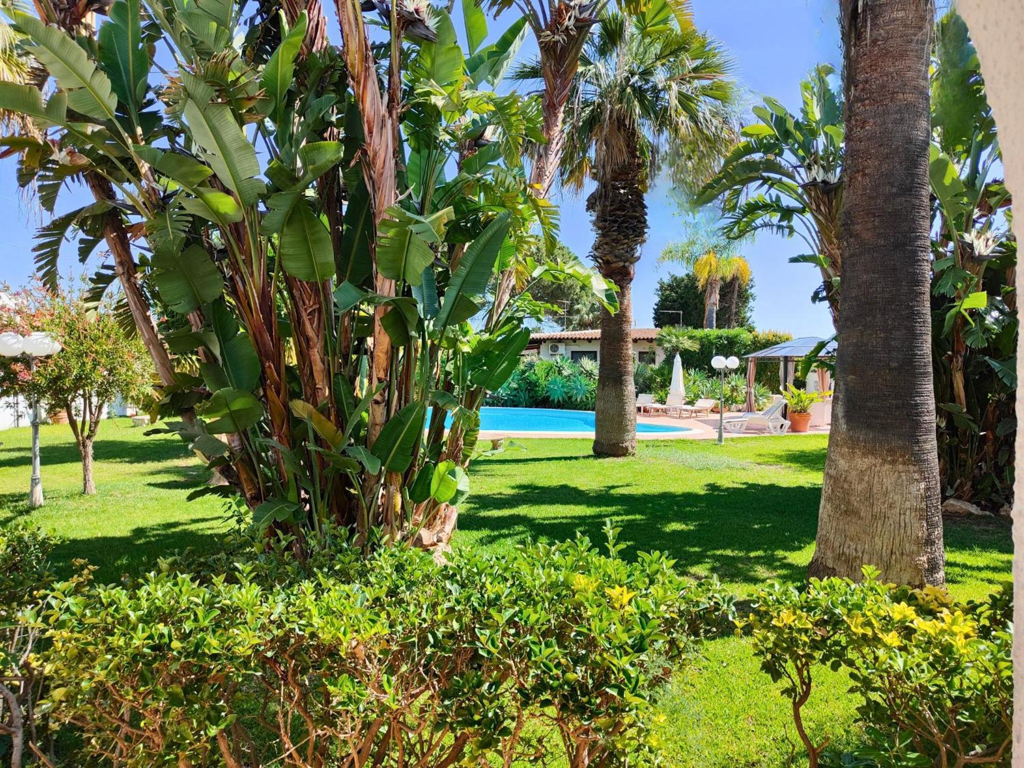 Villa Alfonsa, Fontane Bianche, Siracusa, Private Pool, 10Min From The Beach Exterior foto